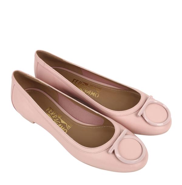 Salvatore Ferragamo 型号：ENA1  0659141